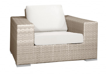 Cubix Lounge Chair w/off-white cushion