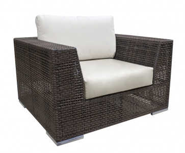 Atlantis Patio Lounge Chair w/off-white cushion